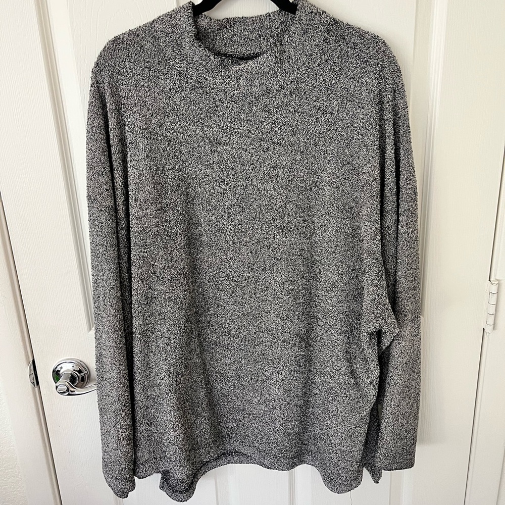 State of Mind Black and White Knit Sweater